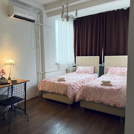 Mother Teresa Apartment Скопье Экстерьер фото